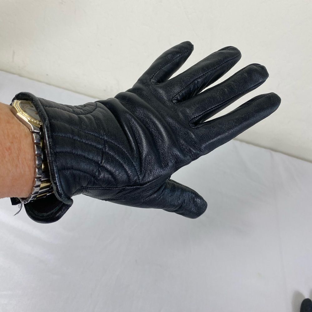 Vintage Soft Leather ladies Gloves - Sleek Winter Accessory Interstate Leather